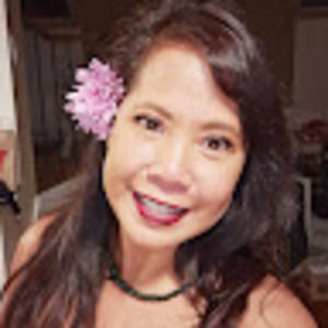 Meet your Posher, Mona